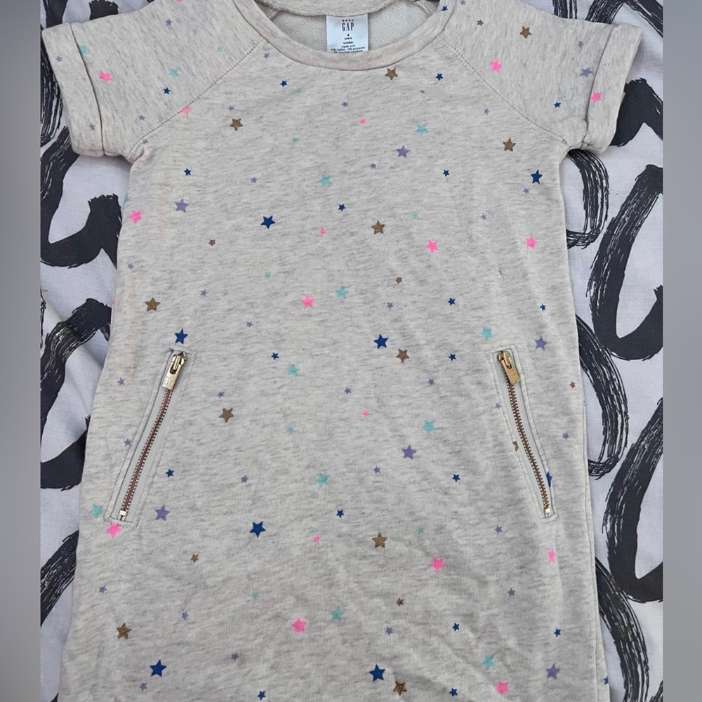 GAP short sleeve sweater dress